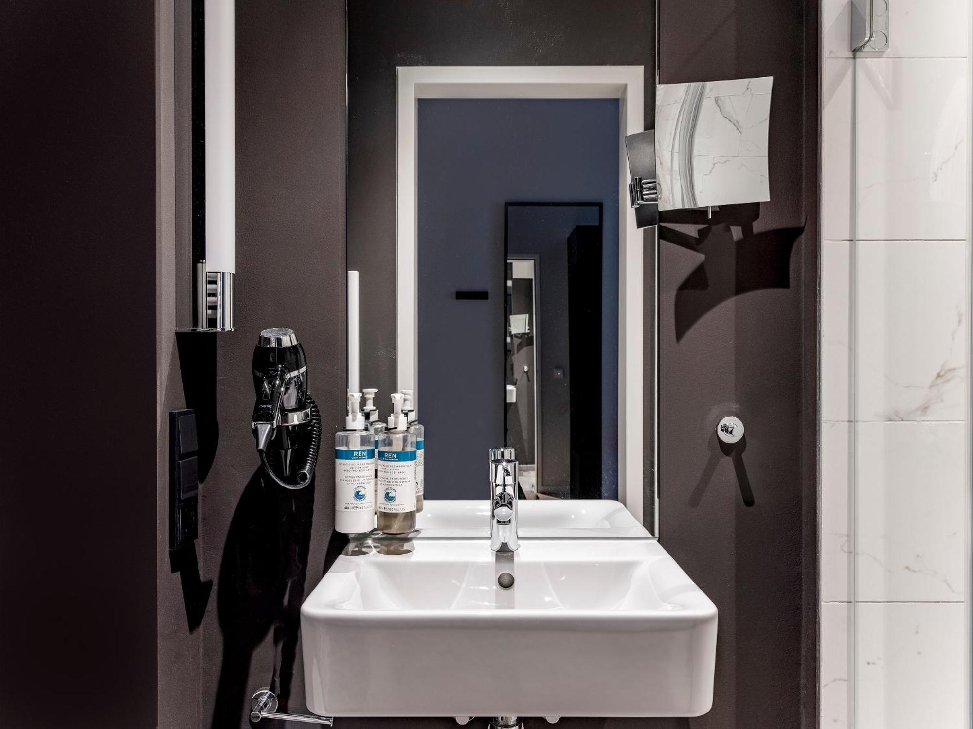 Numa Frankfurt Bloc 4* Франкфурт-на-Майне