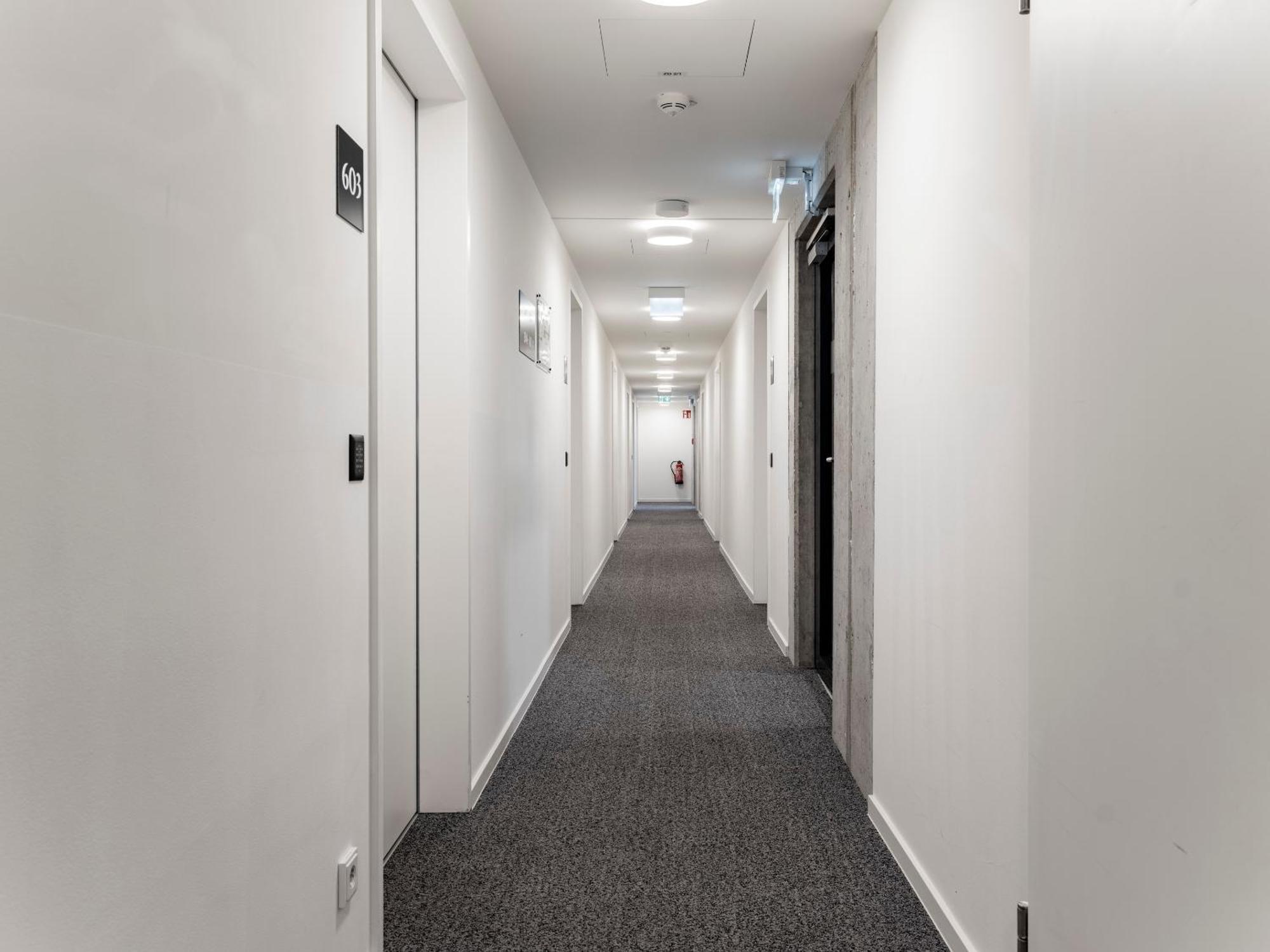 Numa Frankfurt Bloc Апарт-отель 4*